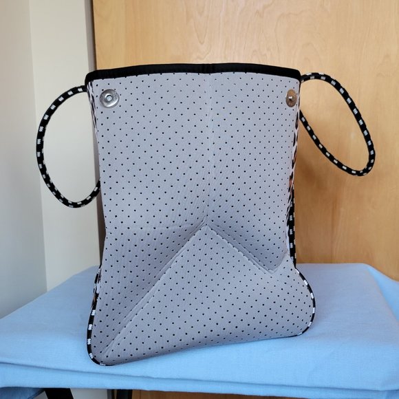 NEW Women's Leopard Neoprene Tote Bag & Wallet Set - MULTIPURPOSE ENORMOUS SPACE - Picture 7 of 10